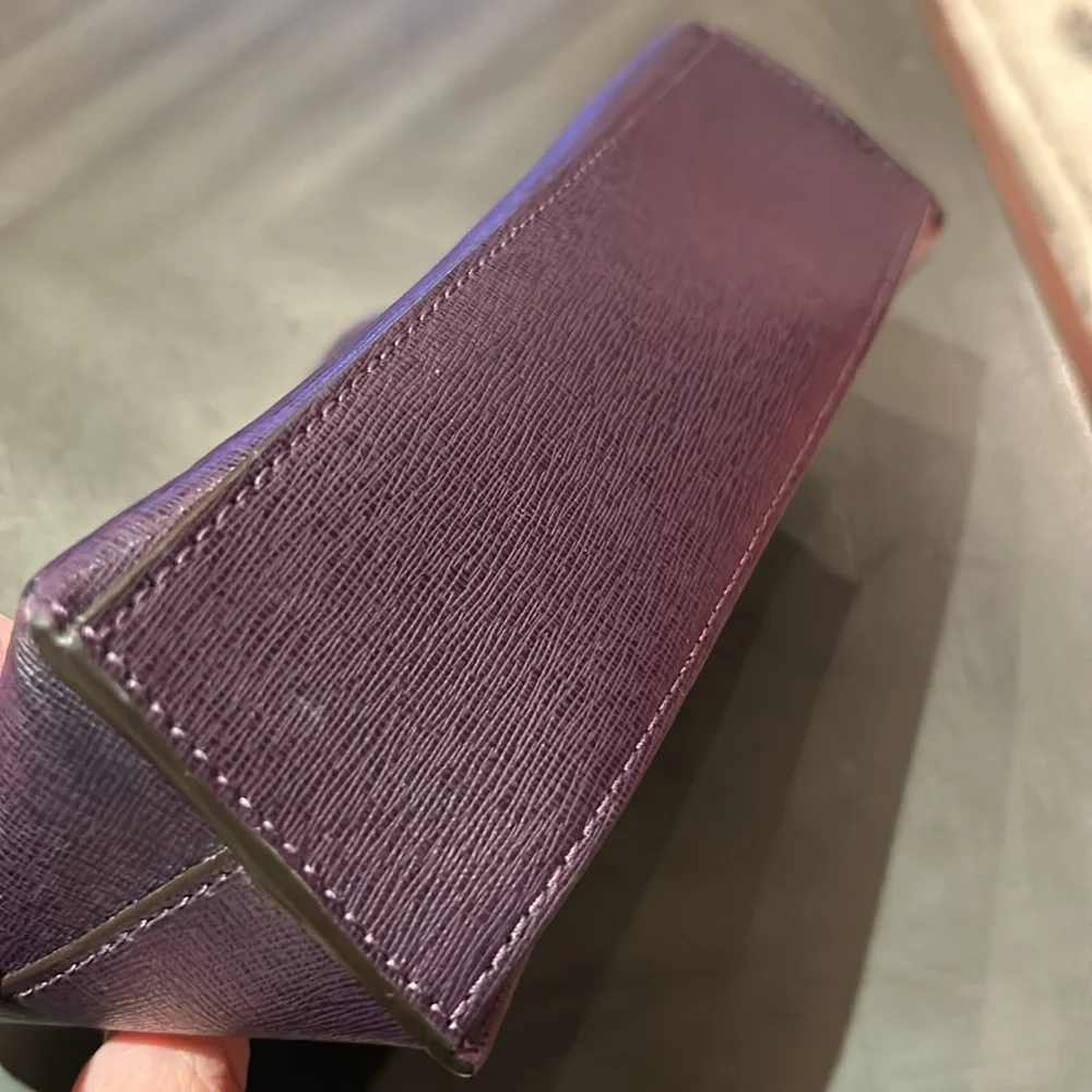 Coach Purple makeup bag - great condition - Picture 4 of 7